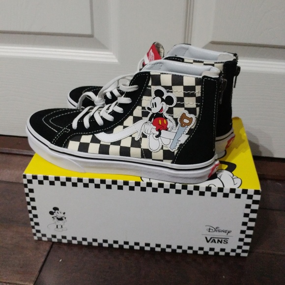 disney vans mickey 9th